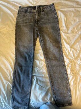 Judy Blue Women's Charcoal Washed Straight-Leg Jeans